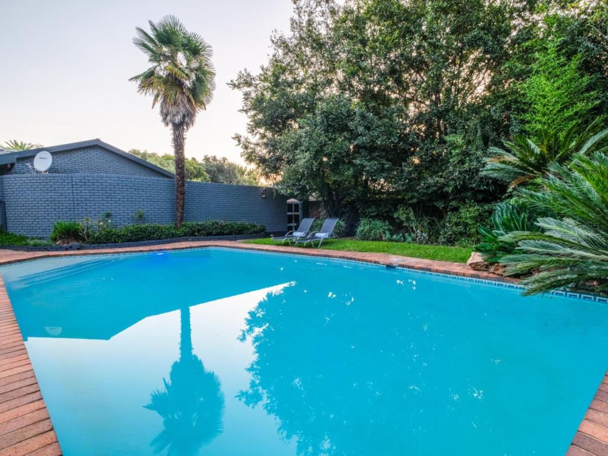 Hurlingham House Guest House Johannesburg Buitenkant foto