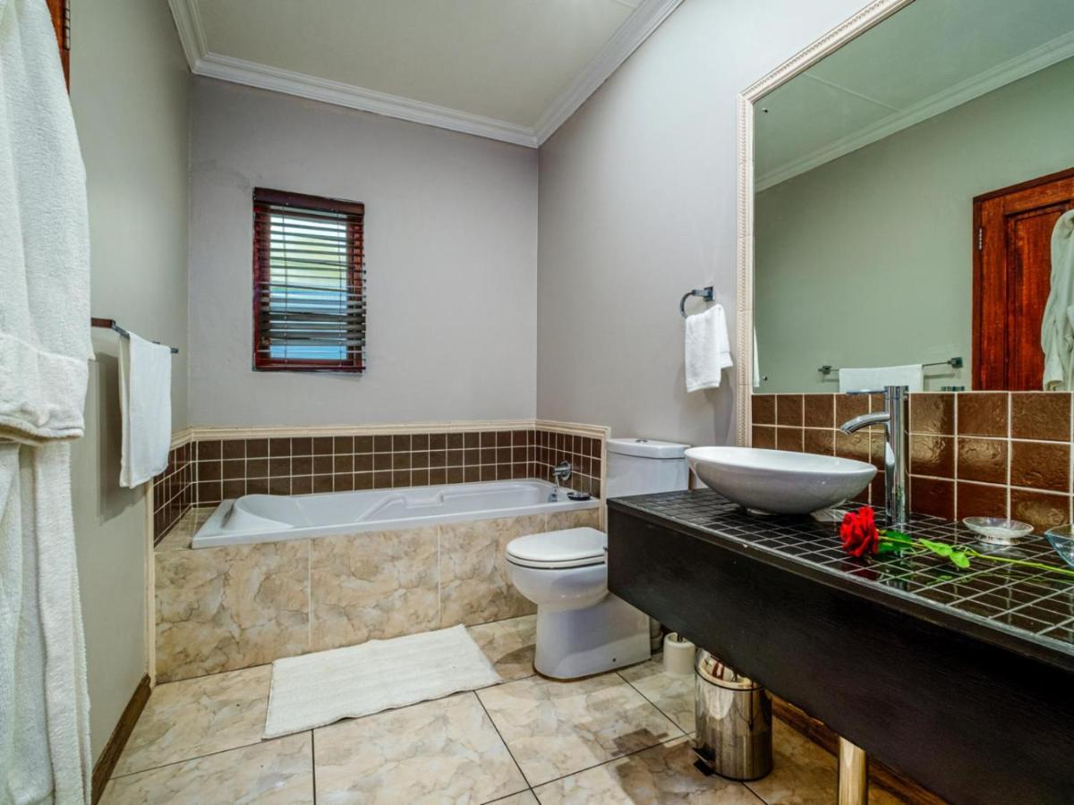 Hurlingham House Guest House Johannesburg Buitenkant foto